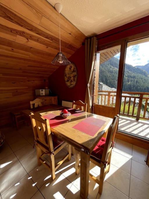 T3 Champagny-en-vanoise Avec Terrasse Plein Sud Appartement La Plagne